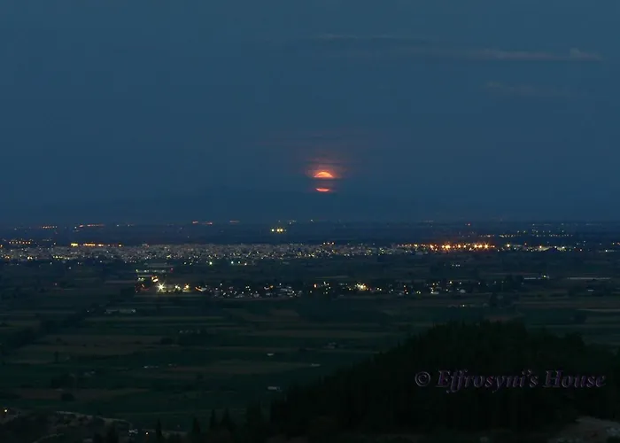 Effrosyni's House Ferienhaus *